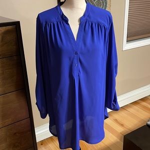 Blue blouse excellent condition.